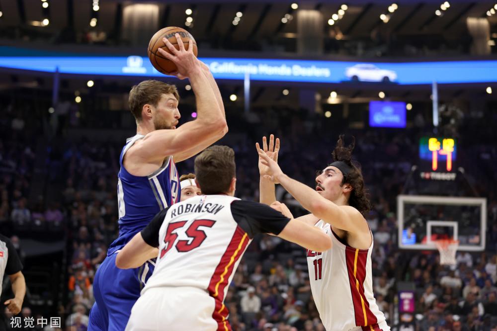 近距离接触 近距离接触