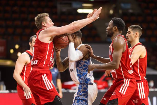 利用约基奇 利用约基奇