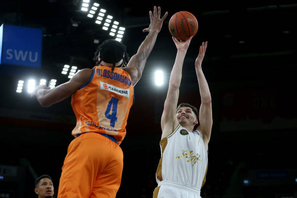 不利局势时 不利局势时