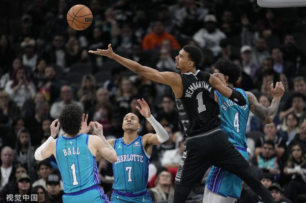 的精神使瓦 的精神使瓦