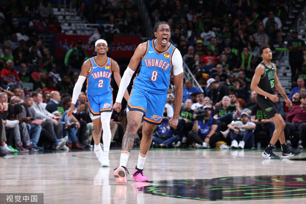 NBA排名榜：湖人险胜灰熊升至西部前三，雷霆连胜终结仍稳居榜首