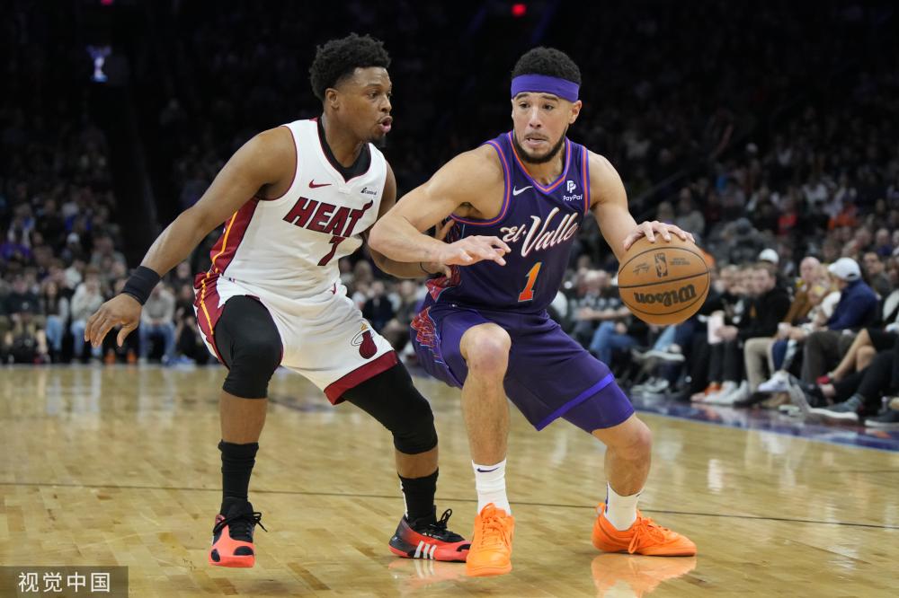 欧冠半场：克瑙夫打破僵局，法兰克福1-0巴塞罗那（欧冠半场战报：克瑙夫先开纪录，法兰克福暂1-0领先巴萨）