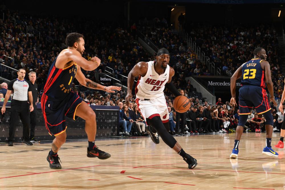 太阳报：曼联挖角西汉姆球迷服务主管，将担任新通讯总监（太阳报：曼联从西汉姆签下球迷服务负责人，出任俱乐部新任传播总监）